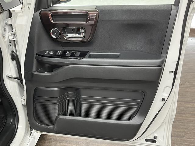 Ｎ－ＢＯＸカスタム Ｌターボ　両側パワスラ　ナビ　フルセグＴＶ　ＥＴＣ　ドラレコ　シートヒーター　アイドリングストップ　バックカメラ　追従型クルコン　電子パーキング　ブレーキホールド　ＣＤ　ＤＶＤ　Ｂｌｕｅｔｏｏｔｈ　ステリモ（41枚目）