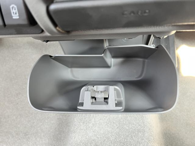 エブリイ ジョイン　登録届出済未使用車　車検：令和９年７月　衝突軽減　ハイルーフ　アイドリングストップ　Ｄオーディオ　Ｂｌｕｅｔｏｏｔｈ　バックカメラ　コーナーセンサー　プッシュスタート　キーフリー　ＵＳＢソケット（29枚目）