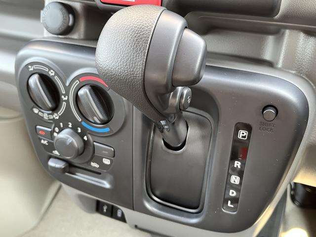 エブリイ ジョイン　登録届出済未使用車　車検：令和９年７月　衝突軽減　ハイルーフ　アイドリングストップ　Ｄオーディオ　Ｂｌｕｅｔｏｏｔｈ　バックカメラ　コーナーセンサー　プッシュスタート　キーフリー　ＵＳＢソケット（30枚目）