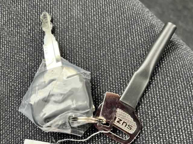 アルト ハイブリッドS 登録届出済未使用車 車検:令和10年8月 衝突軽減 アイドリングストップ 前後コーナーセンサー キーレス シートヒーター(41枚目)