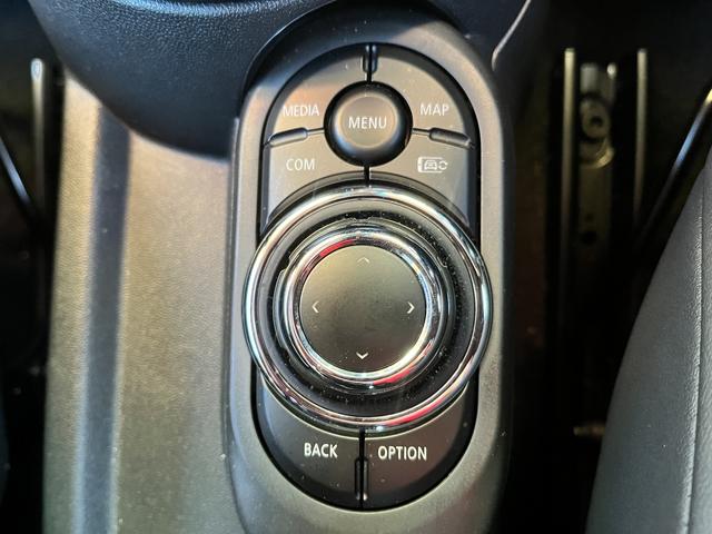 MINI クーパーS 純正ナビ 全方位カメラ シートヒーター キーフリー クルコン(35枚目)