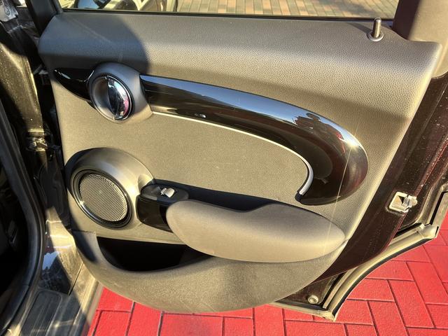 MINI クーパーS 純正ナビ 全方位カメラ シートヒーター キーフリー クルコン(44枚目)