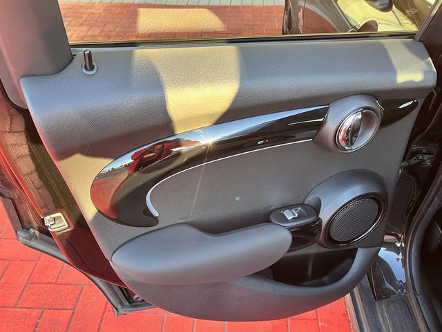 MINI クーパーS 純正ナビ 全方位カメラ シートヒーター キーフリー クルコン(48枚目)