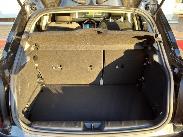 MINI クーパーS 純正ナビ 全方位カメラ シートヒーター キーフリー クルコン(50枚目)