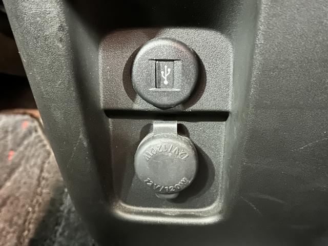 スペーシアカスタム ハイブリッドＸＳターボ　カスタムハイブリッドＸＳターボ　純正ナビ　ＴＶ　両側パワースライドドア　全方位モニター　シートヒーター　スズキセーフティーサポート　ＬＥＤヘッドライト　ＥＴＣ　クルコン　Ｂｌｕｅｔｏｏｔｈ　ＵＳＢ（27枚目）