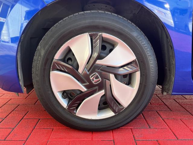 フィットハイブリッド Ｌパッケージ　車検：令和８年１２月　クルコン　ＥＴＣ　アイドリングストップ　Ｐスタ　キーフリー　ＬＥＤヘッドライト　オートライト　ＡＵＸ　ＵＳＢ（47枚目）