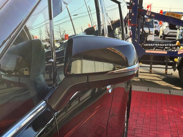 アルファードハイブリッド S タイプゴールドIII 4WD 走行:13000キロ 純正ナビ フルセグTV Bluetooth JBLサウンド 全方位カメラ デジタルインナーミラー パワーバックドア 後席FDモニター LED クルコン ETC(6枚目)