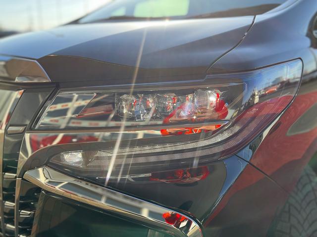 アルファードハイブリッド S タイプゴールドIII 4WD 走行:13000キロ 純正ナビ フルセグTV Bluetooth JBLサウンド 全方位カメラ デジタルインナーミラー パワーバックドア 後席FDモニター LED クルコン ETC(7枚目)