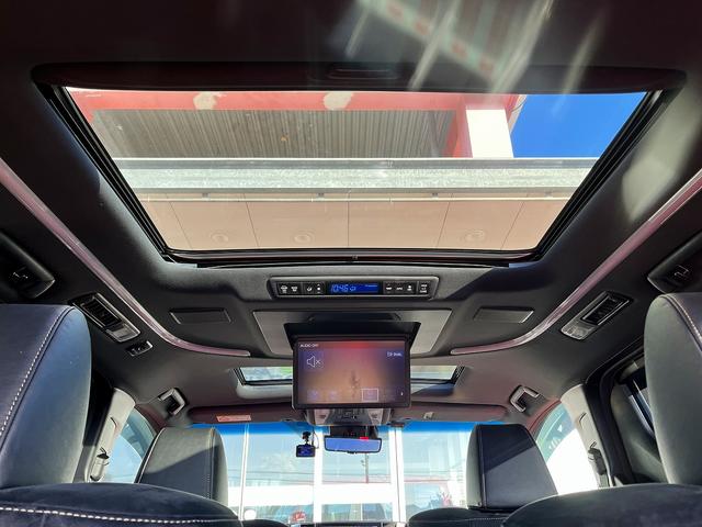 アルファードハイブリッド S タイプゴールドIII 4WD 走行:13000キロ 純正ナビ フルセグTV Bluetooth JBLサウンド 全方位カメラ デジタルインナーミラー パワーバックドア 後席FDモニター LED クルコン ETC(46枚目)