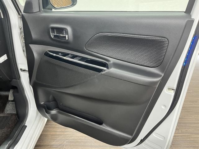 デイズルークス ハイウェイスター　Ｇターボ　ターボ　車検：令和９年１月　走行：２８０００キロ　エマブレ　アラウンドビューモニター　メモリーナビ　フルセグＴＶ　ＤＶＤ再生　両側パワースライドドア　ＥＴＣ車載器　ＬＥＤ　Ｐスタ　キーフリー（37枚目）