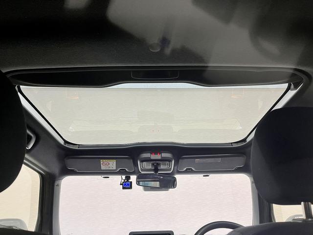 タフト G 走行:22000キロ スマアシ スカイフィールトップ ナビ フルセグTV Bluetooth DVD再生 Iストップ シートヒーター LED 社外アルミ Pスタ キーフリー 電動パーキング Bカメラ(20枚目)