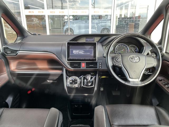 エスクァイア ハイブリッドGi 走行:36000キロ ナビ フルセグTV DVD再生 Bluetooth バックカメラ ETC車載器 両側パワースライドドア プッシュスタート キーフリー クルーズコントロール(12枚目)