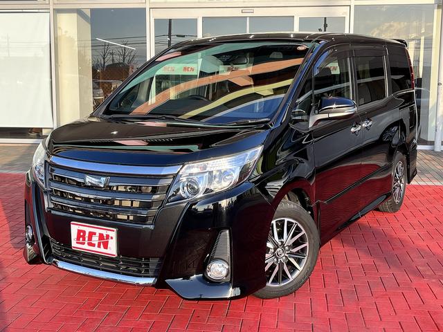 ノア Ｓｉ　ダブルバイビー　車検：令和９年１０月　衝突軽減　Ｉストップ　ナビ　ＴＶ　Ｂｌｕｅｔｏｏｔｈ　バックカメラ　ＥＴＣ車載器　両側パワースライドドア　後席ＦＤモニター　純正アルミ　プッシュスタート　キーフリー　クルコン（4枚目）