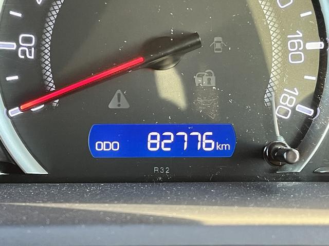 ノア Ｓｉ　ダブルバイビー　車検：令和９年１０月　衝突軽減　Ｉストップ　ナビ　ＴＶ　Ｂｌｕｅｔｏｏｔｈ　バックカメラ　ＥＴＣ車載器　両側パワースライドドア　後席ＦＤモニター　純正アルミ　プッシュスタート　キーフリー　クルコン（21枚目）