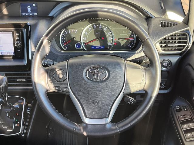 ノア Ｓｉ　ダブルバイビー　車検：令和９年１０月　衝突軽減　Ｉストップ　ナビ　ＴＶ　Ｂｌｕｅｔｏｏｔｈ　バックカメラ　ＥＴＣ車載器　両側パワースライドドア　後席ＦＤモニター　純正アルミ　プッシュスタート　キーフリー　クルコン（23枚目）