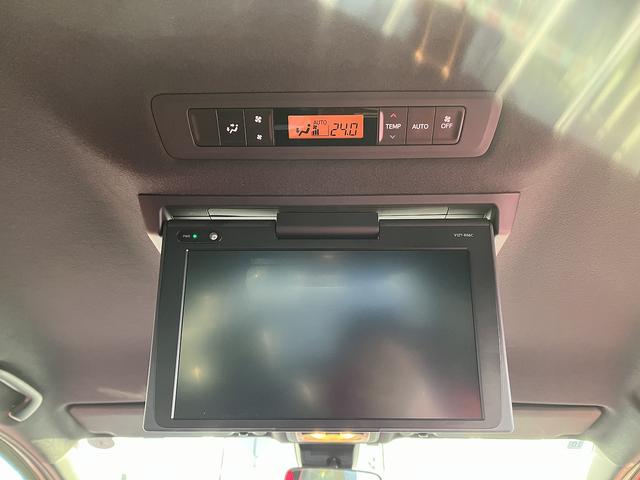 ノア Ｓｉ　ダブルバイビー　車検：令和９年１０月　衝突軽減　Ｉストップ　ナビ　ＴＶ　Ｂｌｕｅｔｏｏｔｈ　バックカメラ　ＥＴＣ車載器　両側パワースライドドア　後席ＦＤモニター　純正アルミ　プッシュスタート　キーフリー　クルコン（35枚目）