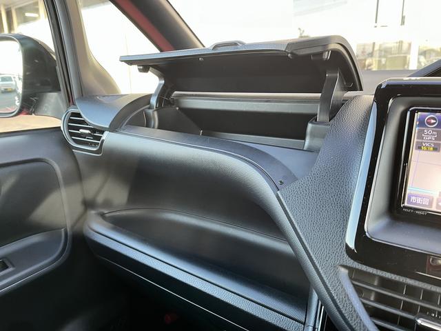 ノア Ｓｉ　ダブルバイビー　車検：令和９年１０月　衝突軽減　Ｉストップ　ナビ　ＴＶ　Ｂｌｕｅｔｏｏｔｈ　バックカメラ　ＥＴＣ車載器　両側パワースライドドア　後席ＦＤモニター　純正アルミ　プッシュスタート　キーフリー　クルコン（36枚目）