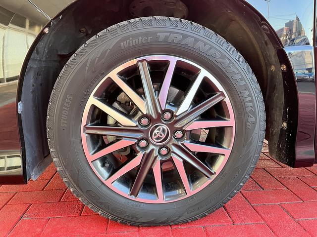 ノア Ｓｉ　ダブルバイビー　車検：令和９年１０月　衝突軽減　Ｉストップ　ナビ　ＴＶ　Ｂｌｕｅｔｏｏｔｈ　バックカメラ　ＥＴＣ車載器　両側パワースライドドア　後席ＦＤモニター　純正アルミ　プッシュスタート　キーフリー　クルコン（45枚目）