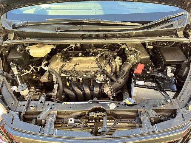 ノア Ｓｉ　ダブルバイビー　車検：令和９年１０月　衝突軽減　Ｉストップ　ナビ　ＴＶ　Ｂｌｕｅｔｏｏｔｈ　バックカメラ　ＥＴＣ車載器　両側パワースライドドア　後席ＦＤモニター　純正アルミ　プッシュスタート　キーフリー　クルコン（49枚目）