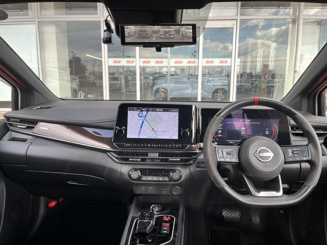 オーラ ニスモ　車検：令和９年４月　走行：８０００キロ　ニスモ　衝突軽減　プリパイロット　アラウンドビューモニター　ナビ　ＴＶ　Ｂｌｕｅｔｏｏｔｈ　キーフリー　電動パーキング　ブレーキオートホールド　ＬＥＤ（7枚目）