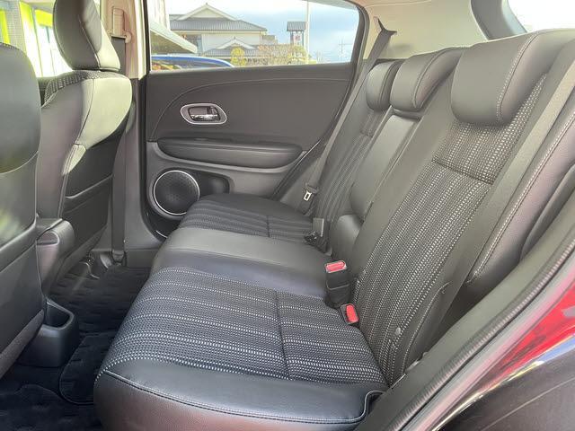 ヴェゼル ハイブリッドＺ・ホンダセンシング　走行：２４０００キロ　ホンダセンシング　ナビ　ＴＶ　ＤＶＤ　Ｂｌｕｅｔｏｏｔｈ　バックカメラ　ＥＴＣ車載器　クルコン　プッシュスタート　キーフリー　ＬＥＤヘッドライト（17枚目）