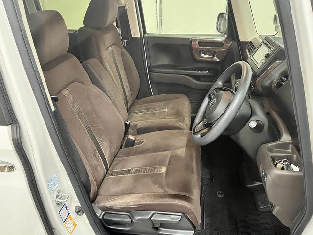 Ｎ－ＢＯＸ Ｇ・Ｌホンダセンシング　カッパーブラウンスタイル　ホンダセンシング　ナビ　ＴＶ　バックカメラ　Ｂｌｕｅｔｏｏｔｈ　パワースライドドア　ＬＥＤヘッドライト　クルコン　ＥＴＣ車載器　プッシュスタート　キーフリー　ＵＳＢソケット（12枚目）