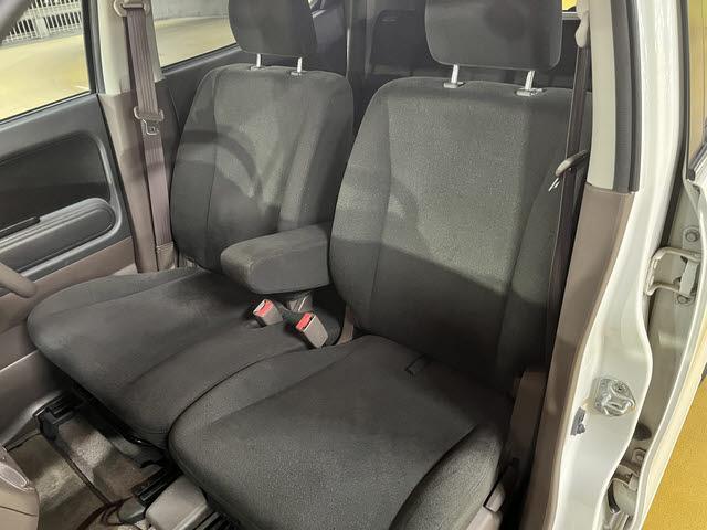 ＭＲワゴン ウィット　ＧＳ　４ＷＤ　ＥＴＣ車載器　ＣＤデッキ　ラジオ　シートヒーター（16枚目）