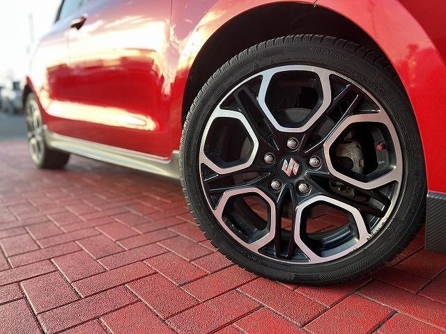 スイフトスポーツ ベースグレード　６速マニュアル　車検：令和９年９月　衝突軽減　ナビ　シートヒーター　プッシュスタート　キーフリー　ＥＴＣ車載器　ＬＥＤヘッドライト（5枚目）