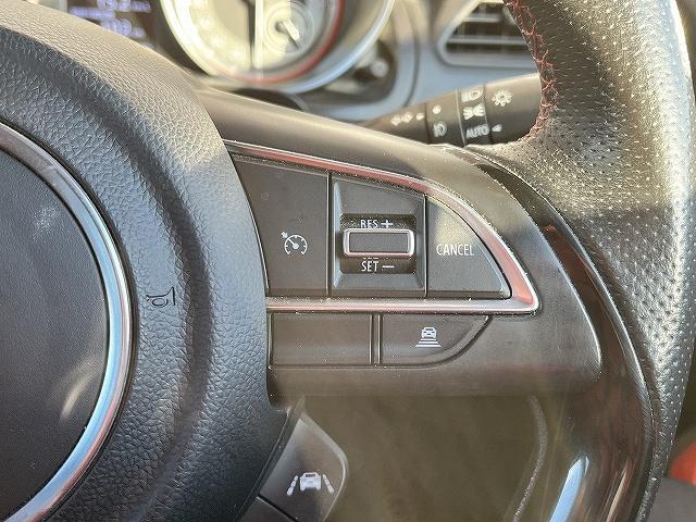 スイフトスポーツ ベースグレード　６速マニュアル　車検：令和９年９月　衝突軽減　ナビ　シートヒーター　プッシュスタート　キーフリー　ＥＴＣ車載器　ＬＥＤヘッドライト（11枚目）