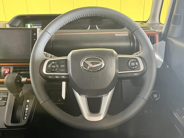 タント ファンクロスターボリミテッド　登録届出済未使用車　ターボ　車検：令和１０年９月　衝突軽減　ＬＥＤ　両側パワースライドドア　９インチＤオーディオ　フルセグＴＶ　全方位カメラ　シートヒーター　ウェルカムオープン（8枚目）