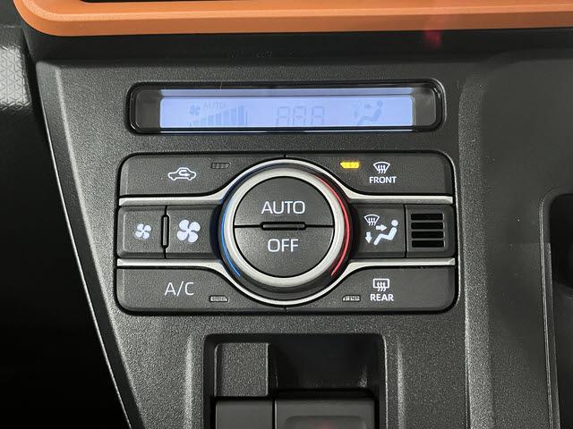 タント ファンクロスターボリミテッド　登録届出済未使用車　ターボ　車検：令和１０年９月　衝突軽減　ＬＥＤ　両側パワースライドドア　９インチＤオーディオ　フルセグＴＶ　全方位カメラ　シートヒーター　ウェルカムオープン（15枚目）