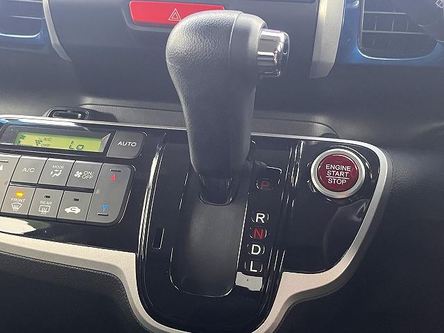 N-BOX G・Lパッケージ G-Lパッケージ_ナビ/Bカメラ_パワスラ_HID プッシュスタート オートライト(16枚目)