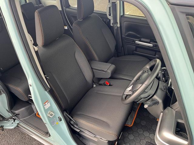 スペーシアギア ハイブリッドＸＺ　ターボ　ハイブリッドＸＺターボ＿全方位カメラ　両側パワースライドドア　デュアルセンサーブレーキサポート　ＬＥＤヘッドライト　ヘッドアップディスプレイ　前席シートヒーター　ＥＴＣ（7枚目）