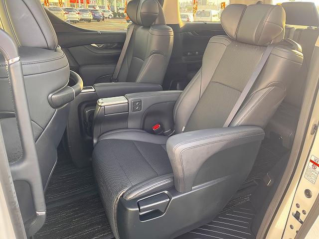 アルファード 2.5S Cパッケージ 2.5S-Cパッケージ_FDモニター_サンルーフ 両側パワースライドドア レザーシート パワーバックドア パワーシート ステアリンヒーター シートヒーター LEDヘッドライト クルーズコントロール(13枚目)