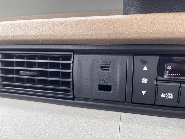 Ｎ－ＢＯＸ ファッションスタイル　ファッションスタイル＿ホンダセンシング＿パワースライドドア＿プッシュスタート＿ＬＥＤヘッドライト＿電子パーキング＿シートヒーター（24枚目）