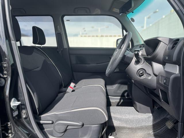 ピクシススペース カスタム　Ｘ　カスタムＸ＿社外ナビ／ＴＶ＿ＨＩＤヘッドライト＿アイドリングストップ＿エコアイドル＿キーフリー＿ウインカードアミラー（7枚目）