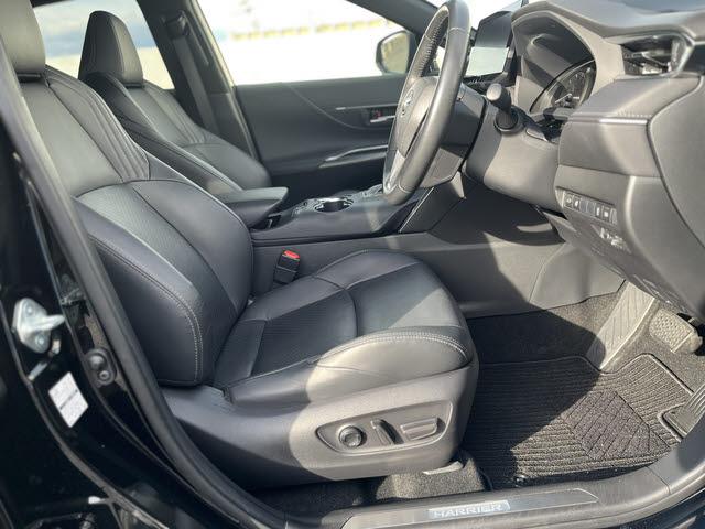 ハリアー Ｚ　レザーパッケージ　Ｚレザーパッケージ＿１２．３インチディスプレイオーディオ＿Ｂモニターデジタルインナーミラー＿シートヒーター＿ステアリンヒーター＿クルーズコントロール＿パワーバックドア＿ＥＴＣ（7枚目）