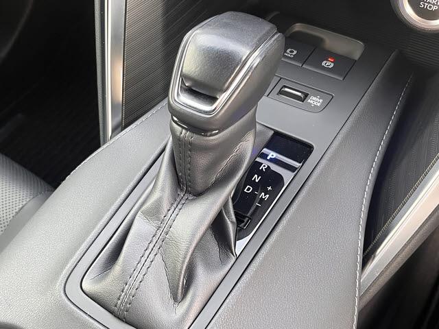 ハリアー Ｚ　レザーパッケージ　Ｚレザーパッケージ＿１２．３インチディスプレイオーディオ＿Ｂモニターデジタルインナーミラー＿シートヒーター＿ステアリンヒーター＿クルーズコントロール＿パワーバックドア＿ＥＴＣ（16枚目）