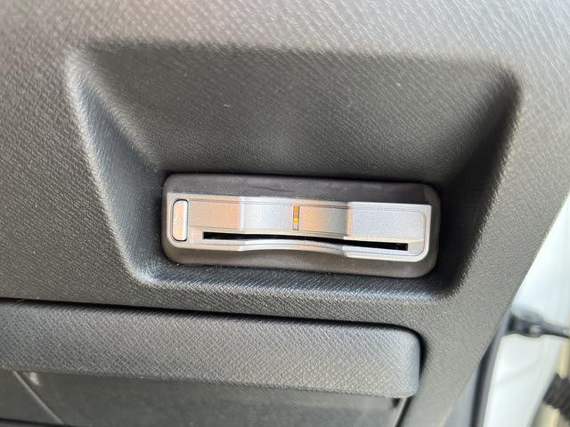 ステップワゴンスパーダ Ｚ　クールスピリット　スパーダＺクールスピリット＿９インチナビ＿フルセグＴＶ＿バックモニター＿両側パワースライドドア＿クルーズコントロール＿ハーフレザーシート＿ＨＩＤヘッドライト（19枚目）