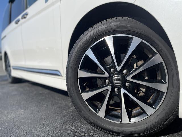 ステップワゴンスパーダ Ｚ　クールスピリット　スパーダＺクールスピリット＿９インチナビ＿フルセグＴＶ＿バックモニター＿両側パワースライドドア＿クルーズコントロール＿ハーフレザーシート＿ＨＩＤヘッドライト（27枚目）