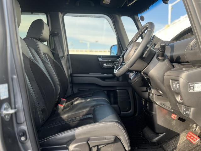 N-BOXカスタム Lターボ カスタムLターボ_純正ナビ/フルセグTV_Bモニター_両側パワースライドドア_ホンダセンシング_LEDヘッドライト_前後ドライブレコーダー_クルーズコントロール_ハーフレザーシート_前後シートヒーター(7枚目)