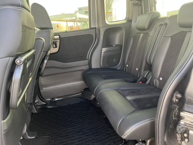 N-BOXカスタム Lターボ カスタムLターボ_純正ナビ/フルセグTV_Bモニター_両側パワースライドドア_ホンダセンシング_LEDヘッドライト_前後ドライブレコーダー_クルーズコントロール_ハーフレザーシート_前後シートヒーター(8枚目)