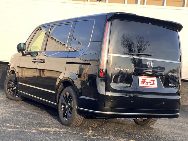 ステップワゴン e:HEVスパーダ スパーダeHEV_FDモニター_ナビ_11.4型ディスプレイオーディオナビ_クルーズコントロール_両側パワースライドドア_ハーフレザーシート_シートヒーター_後席オートエアコン_シートバックテーブル(6枚目)