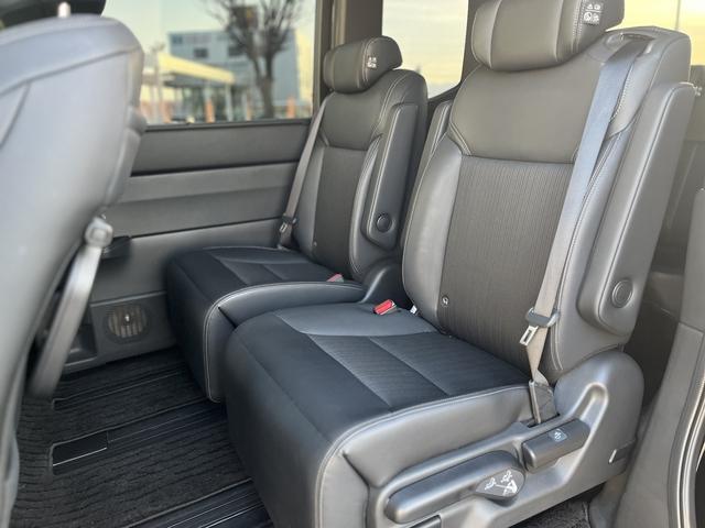 ステップワゴン e:HEVスパーダ スパーダeHEV_FDモニター_ナビ_11.4型ディスプレイオーディオナビ_クルーズコントロール_両側パワースライドドア_ハーフレザーシート_シートヒーター_後席オートエアコン_シートバックテーブル(12枚目)