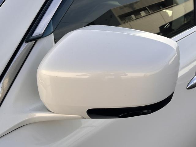 フーガ 370GT タイプS 370GTタイプS_純正ナビ_ブラックレザーシート_サンルーフ_バックカメラ_クルーズコントロール_HIDヘッドライト_ETC_ステアリングリモコン_プッシュスタート_ブラインドスポットモニター(25枚目)