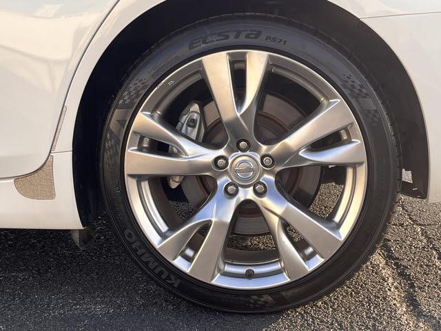 フーガ 370GT タイプS 370GTタイプS_純正ナビ_ブラックレザーシート_サンルーフ_バックカメラ_クルーズコントロール_HIDヘッドライト_ETC_ステアリングリモコン_プッシュスタート_ブラインドスポットモニター(26枚目)