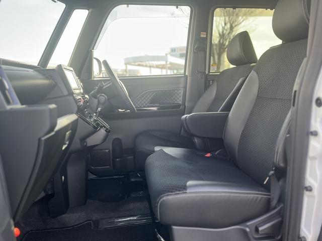 シフォン カスタムＲＳ　スマートアシスト　カスタムＲＳスマートアシスト＿ワンオーナー＿純正メモリーナビ＿フルセグＴＶ＿両側パワースライドドア＿ビルトインＥＴＣ＿クルーズコントロール＿前席シートヒーター（7枚目）