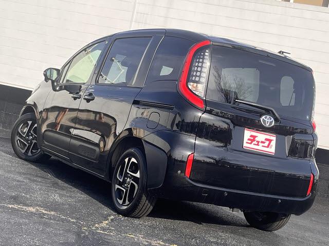 シエンタ Ｚ　Ｚ＿純正８インチＤオーディオ＿フルセグＴＶ＿Ｂｌｕｅｔｏｏｔｈ＿ＥＴＣ＿両側パワースライドドア＿レーダークルーズコントロール＿アイドリングストップ＿ＬＥＤヘッドライト＿ステアリングリモコン（6枚目）