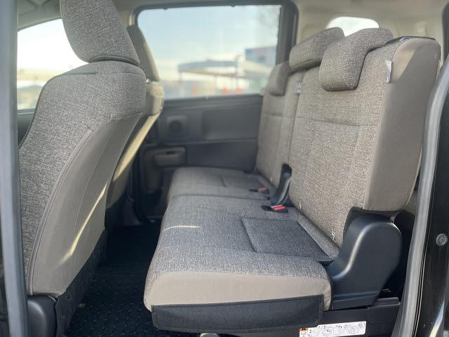 シエンタ Ｚ　Ｚ＿純正８インチＤオーディオ＿フルセグＴＶ＿Ｂｌｕｅｔｏｏｔｈ＿ＥＴＣ＿両側パワースライドドア＿レーダークルーズコントロール＿アイドリングストップ＿ＬＥＤヘッドライト＿ステアリングリモコン（13枚目）