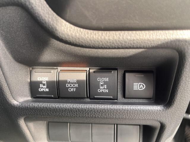 シエンタ Ｚ　Ｚ＿純正８インチＤオーディオ＿フルセグＴＶ＿Ｂｌｕｅｔｏｏｔｈ＿ＥＴＣ＿両側パワースライドドア＿レーダークルーズコントロール＿アイドリングストップ＿ＬＥＤヘッドライト＿ステアリングリモコン（21枚目）